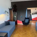 شقة Galileo